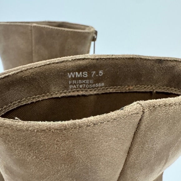 DV by Dolce Vita Suede Brown Boots Block Heel size 7.5 - Picture 4 of 9